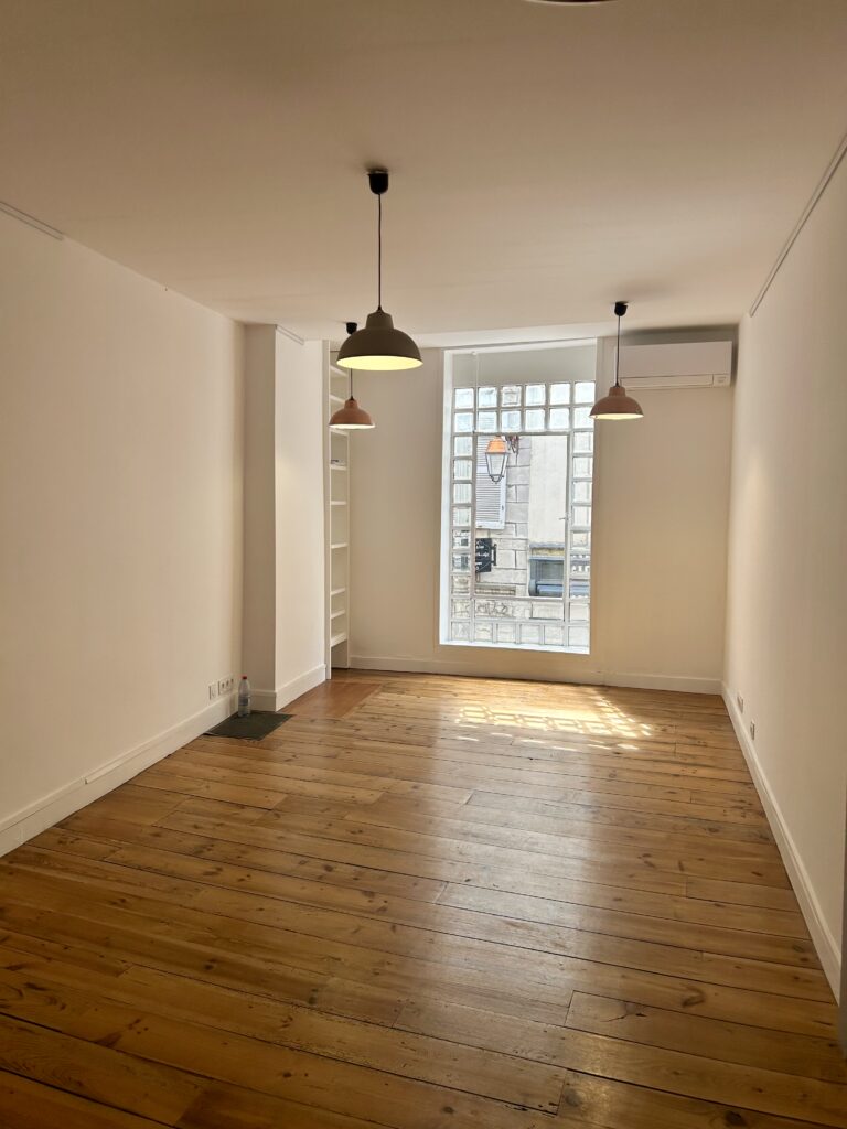 À VENDRE – PAS-DE-PORTE – EMPLACEMENT N°1 AU CŒUR DE BAYONNE - photo 6