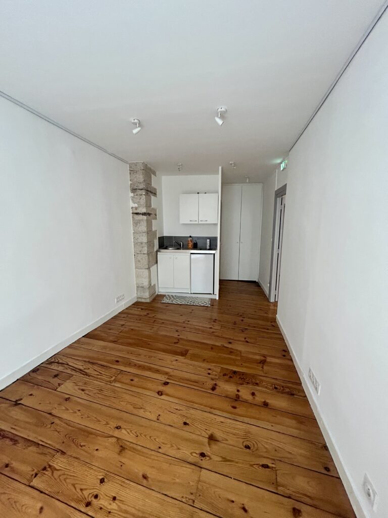 À VENDRE – PAS-DE-PORTE – EMPLACEMENT N°1 AU CŒUR DE BAYONNE - photo 11
